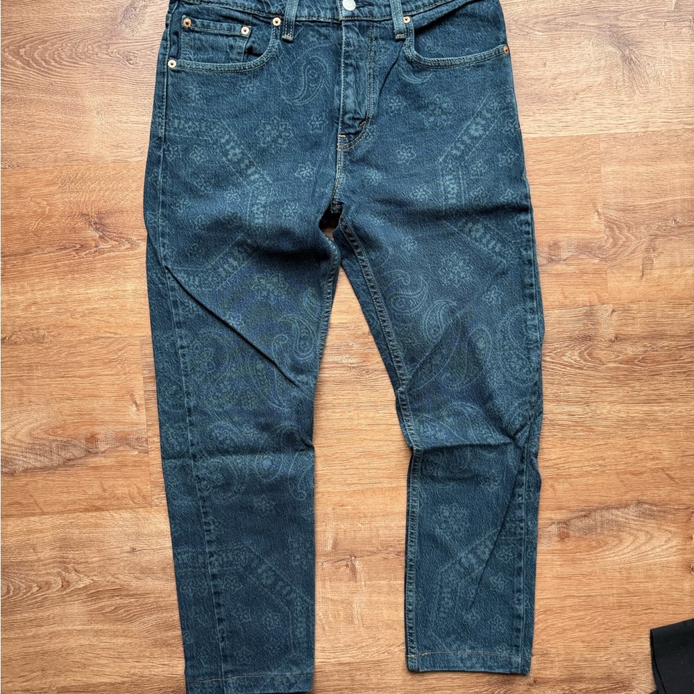 Levis 512 Men's Dark Blue Paisley Pattern Jeans